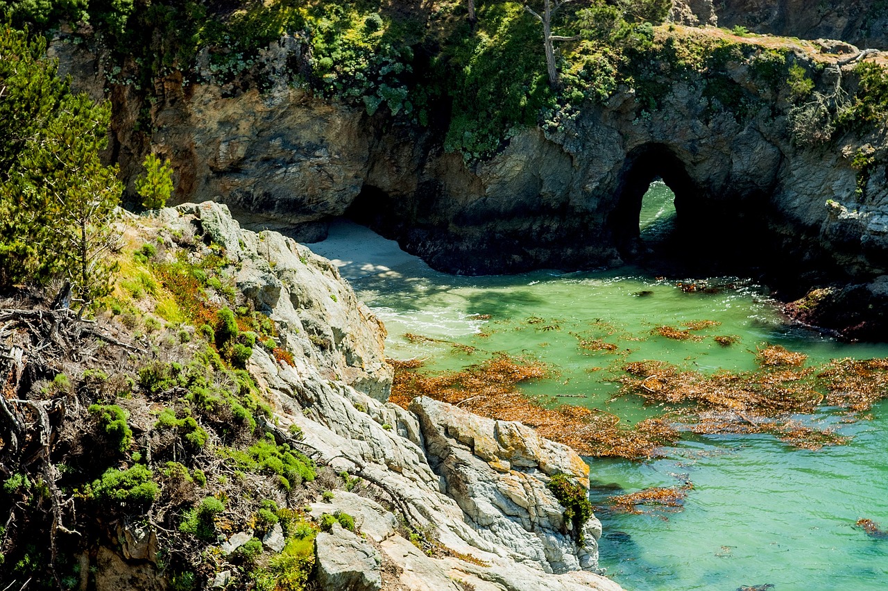 discover the beauty of nature on scenic drives that lead you through breathtaking landscapes, charming towns, and hidden gems. experience the thrill of the open road while immersing yourself in stunning views and unforgettable adventures.
