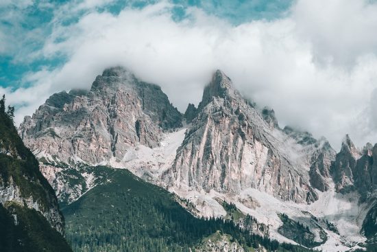 discover the world with our comprehensive travel guide, featuring tips, destinations, and experiences to inspire your next adventure. explore cultures, cuisines, and hidden gems that await you.
