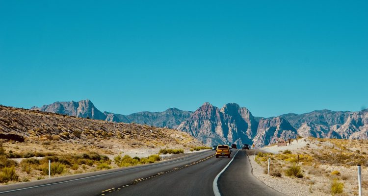 explore breathtaking scenic drives that unveil stunning landscapes, picturesque viewpoints, and unforgettable adventures. discover the beauty of nature and the thrill of the open road with our curated selection of the best scenic routes.