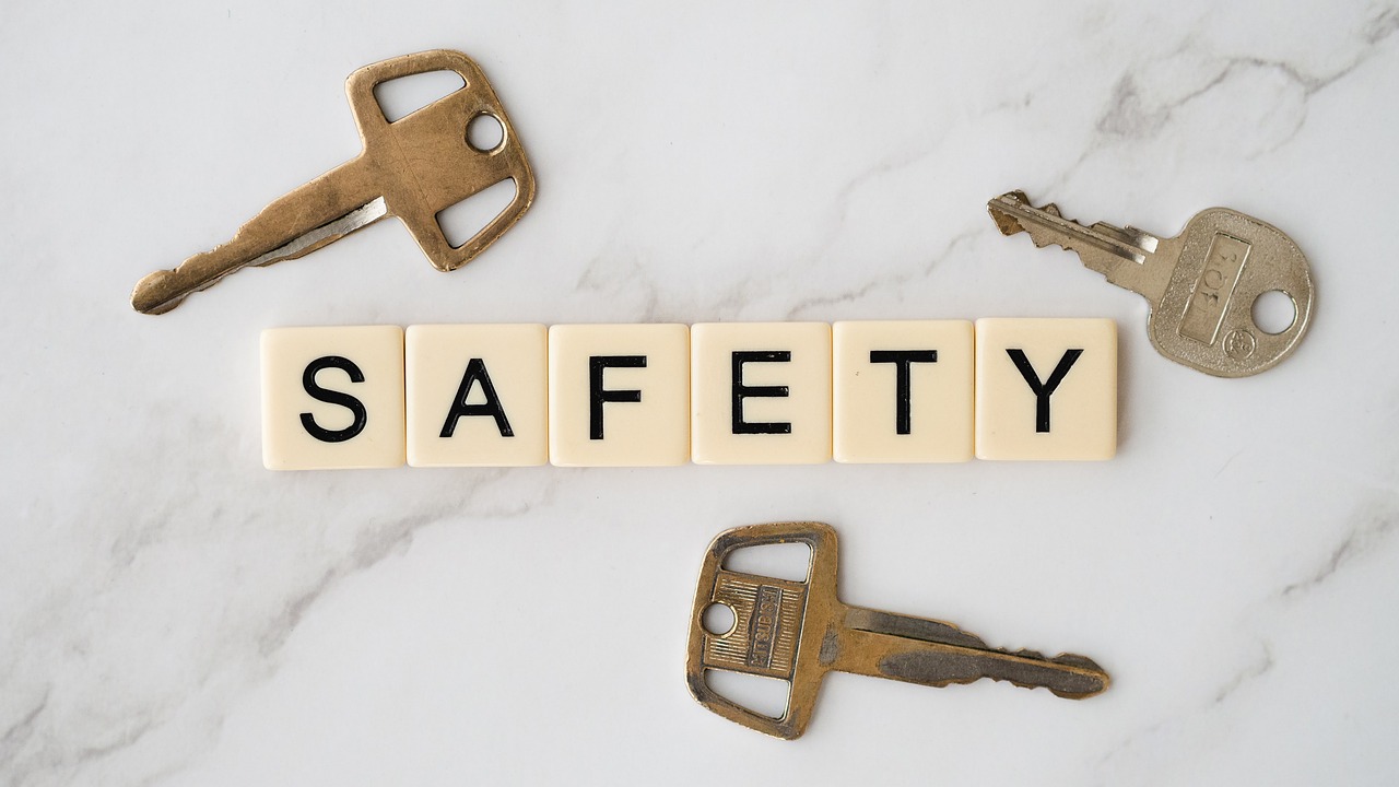 discover essential safety tips and guidelines to protect yourself and your loved ones. learn about best practices to ensure a secure environment, whether at home, work, or on the go.