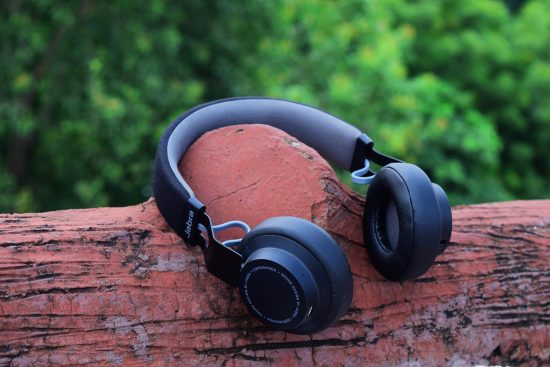 discover the latest travel gadgets that will make your journeys smoother and more enjoyable. from portable chargers to smart luggage, explore innovative tools that enhance your travel experience.