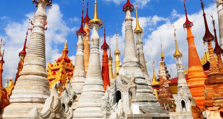 discover the top tourist attractions around the world, from iconic landmarks to hidden gems. explore stunning landscapes, rich cultures, and unforgettable experiences that await you on your next adventure.