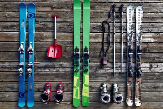 discover the best ski resorts for the ultimate winter getaway. experience breathtaking slopes, luxury accommodations, and thrilling activities for all skill levels. plan your perfect ski trip today!