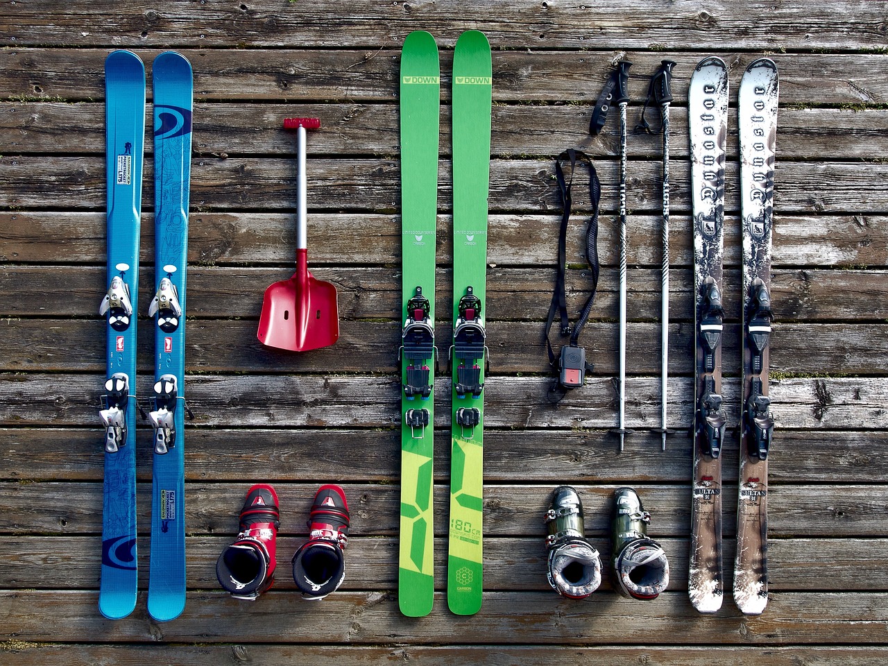 discover the best ski resorts for the ultimate winter getaway. experience breathtaking slopes, luxury accommodations, and thrilling activities for all skill levels. plan your perfect ski trip today!