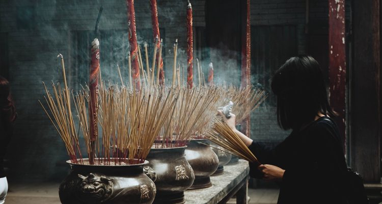 discover the enchanting world of travel rituals that transform your journeys into meaningful adventures. explore unique customs, spiritual practices, and personal habits that travelers embrace to connect deeper with their destinations and create unforgettable memories.